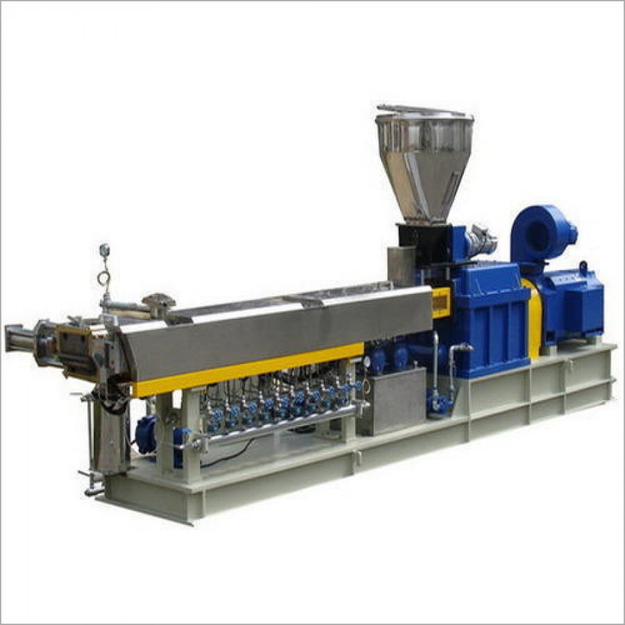 Twin Screw Extruder INR 100000 Per Piece P PLAST