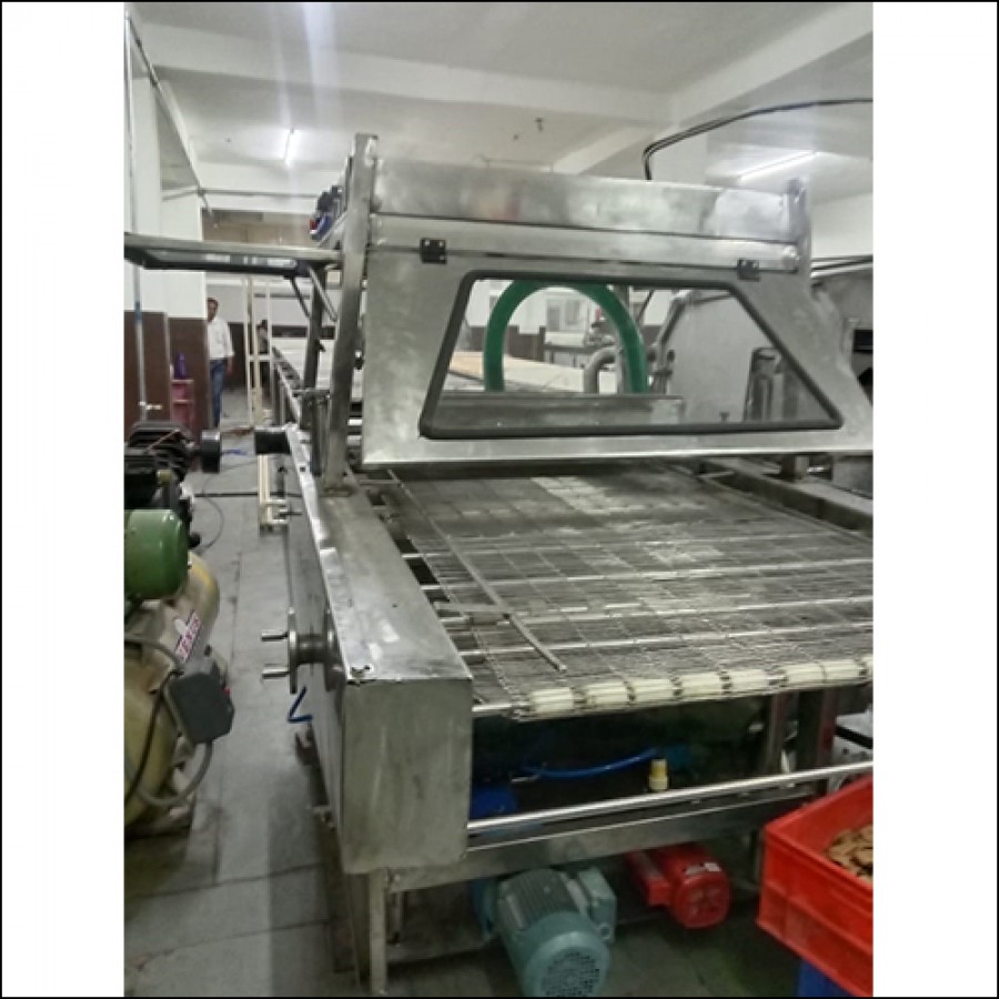 chocolate-enrobing-machine-inr-1900000-per-unit-anika-plants-and