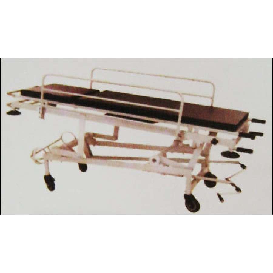 emergency-trolley-inr-40000-si-surgical-pvt-ltd