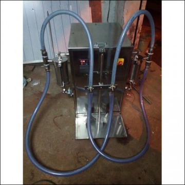 Automatic Liquid Filling Machine