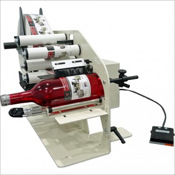 Bottle Label Applicator Machine