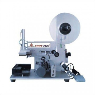 Flat Bottle Labeling Machine (Pneumatic Type)