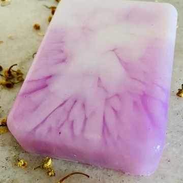 Handmade soaps, Handmade wax melts, handmade resin clocks 