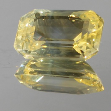 Yellow Sapphire gemstone 