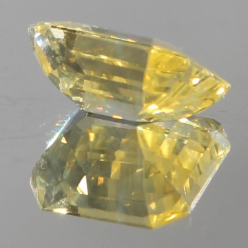 Yellow Sapphire gemstone 