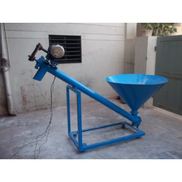 Hopper With Screw Conveyor