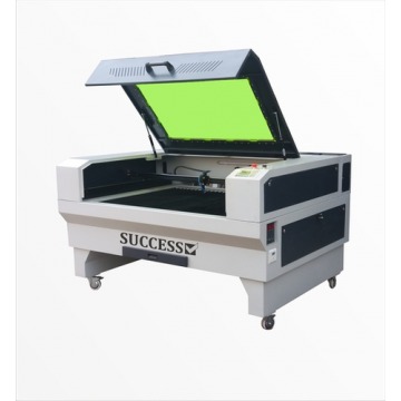 LASER ENGRAVIG & CUTTING MACHINE