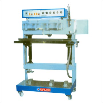 Liquid Filling Sealing Machine