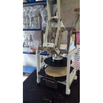 Semi Automatic Uncooked Chapati Making Machine