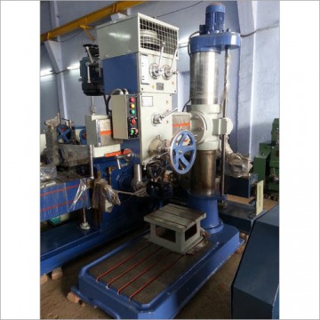 Type V Radial Drilling Machine