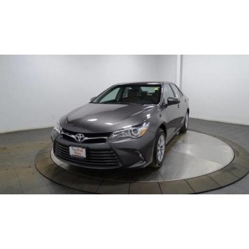 Used Car (2017 Toyota Camry LE - LE 4DR Sedan)